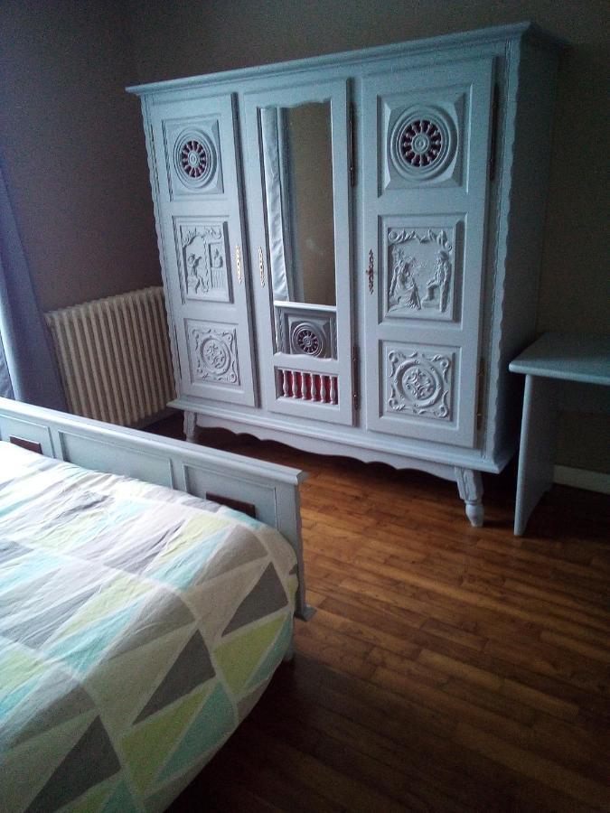 Chambre 1 Martine Hamadou Apartamento Questembert Exterior foto