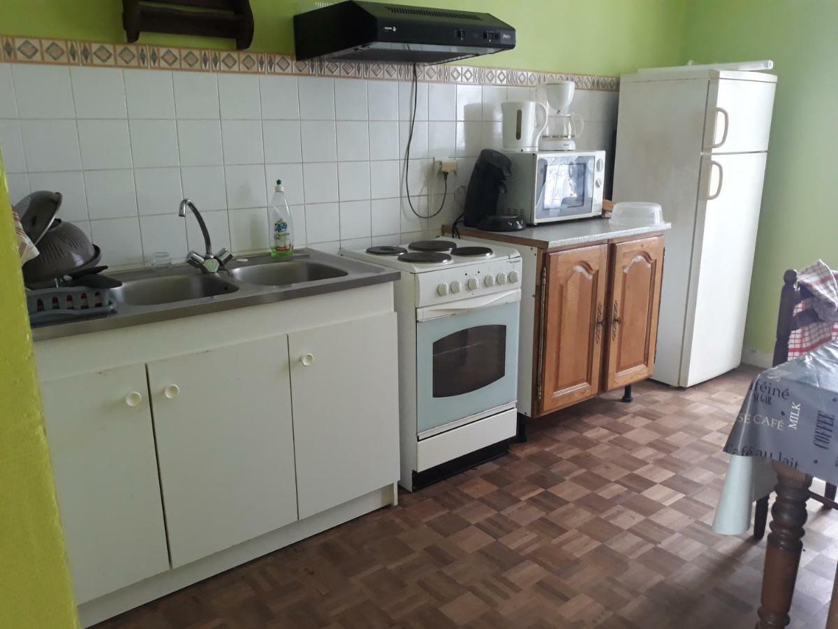 Chambre 1 Martine Hamadou Apartamento Questembert Exterior foto